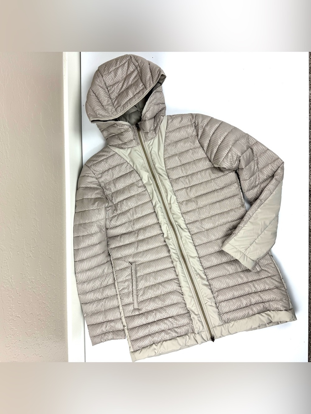 NEW Boulder Gear Puffer Jacket Women’s Sz L Beige Full Zip Hooded Parka Jacket
